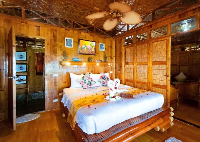 The Coral Blue Oriental And 3* Santa Fe (Cebu)